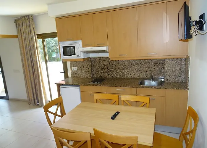 Selvapark Apartment *