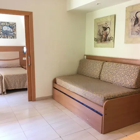 Selvapark Apartment *