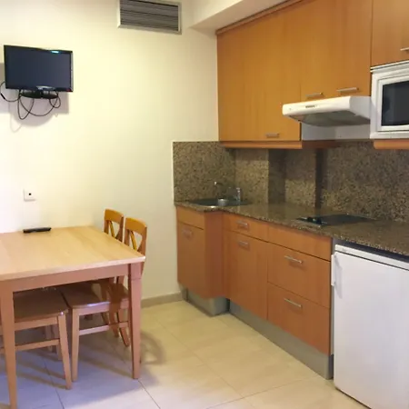 Selvapark Apartment *